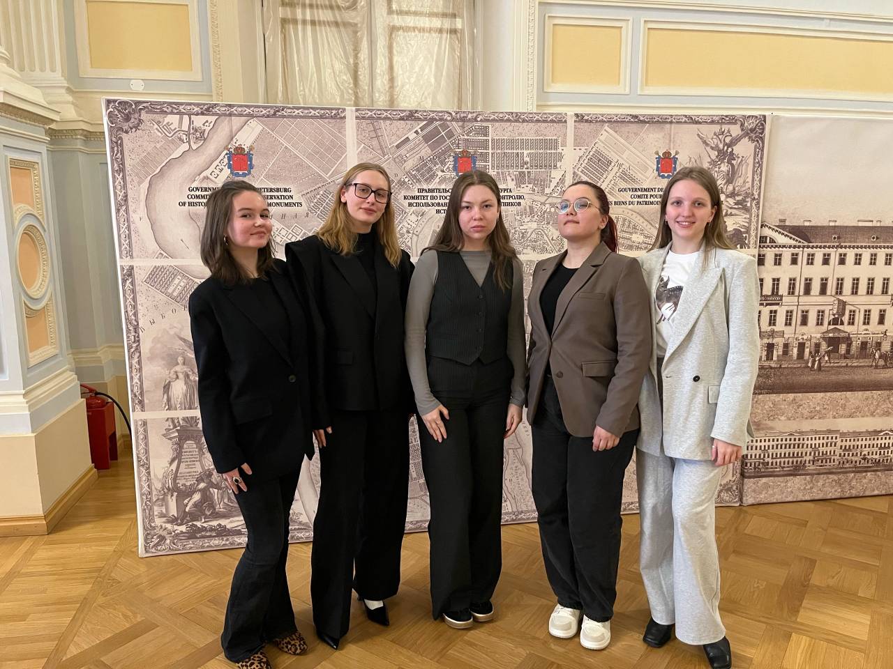 Студенты-культурологи представили на межрегиональном конкурсе проект о культуре индустриального Петербурга второй половины XIX века