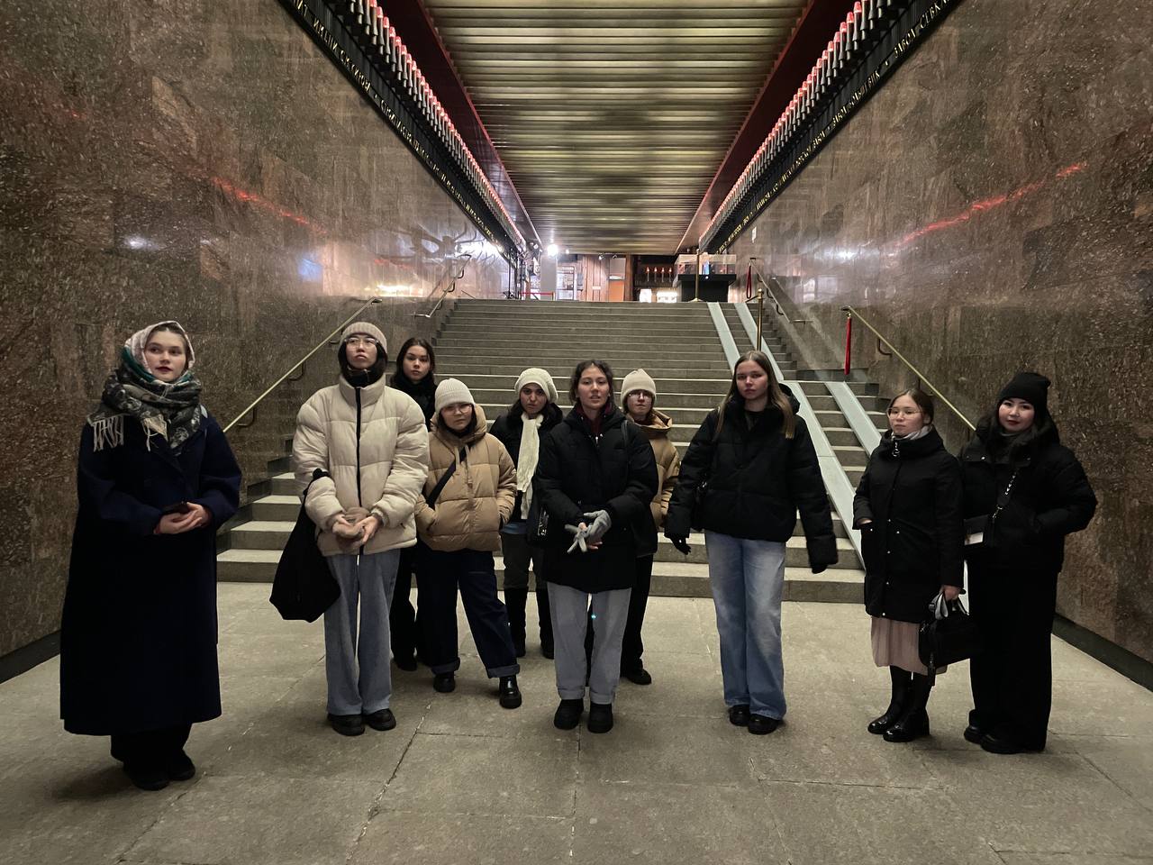 Студенты Института народов Севера посетили музей "Монумент героическим защитникам Ленинграда"