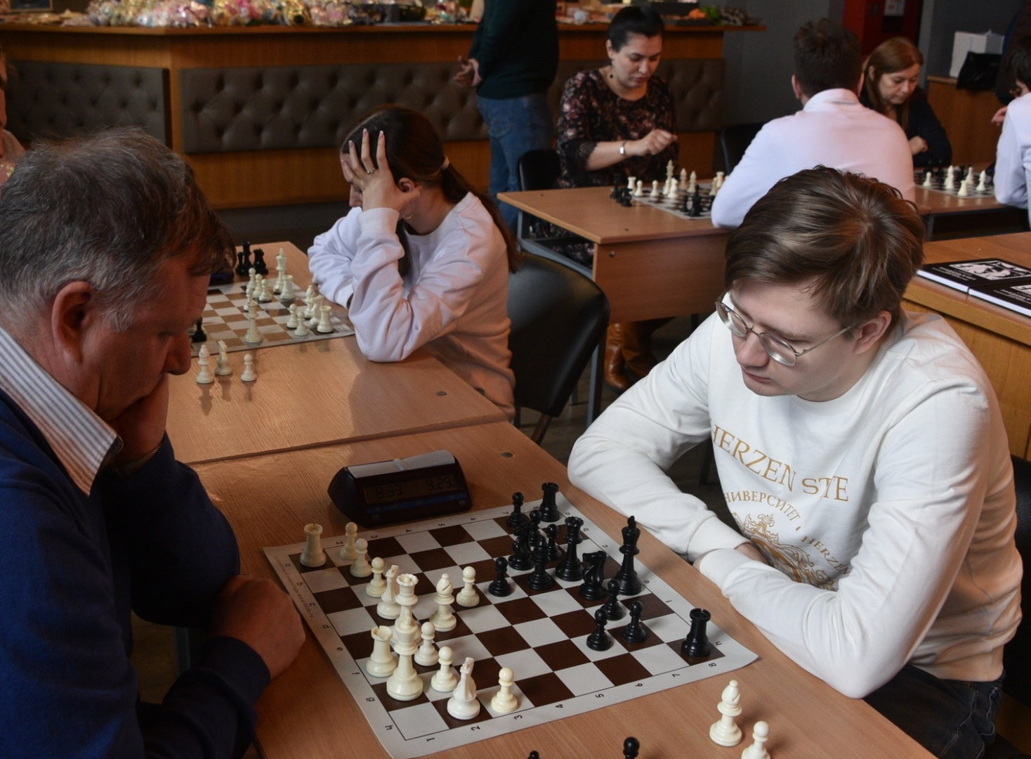 Герценовцы стали чемпионами по шахматам на городском фестивале