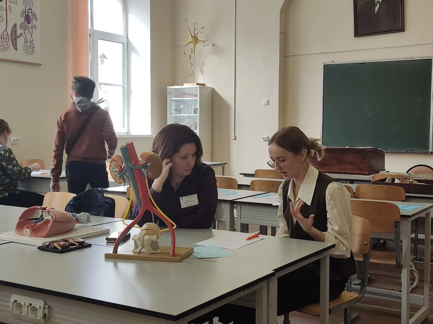 31 марта 2024 года факультет биологии Герценовского университета в очередной раз стал местом проведения открытого городского конкурса школьников «Олимпиада исследователей и знатоков по биологии»