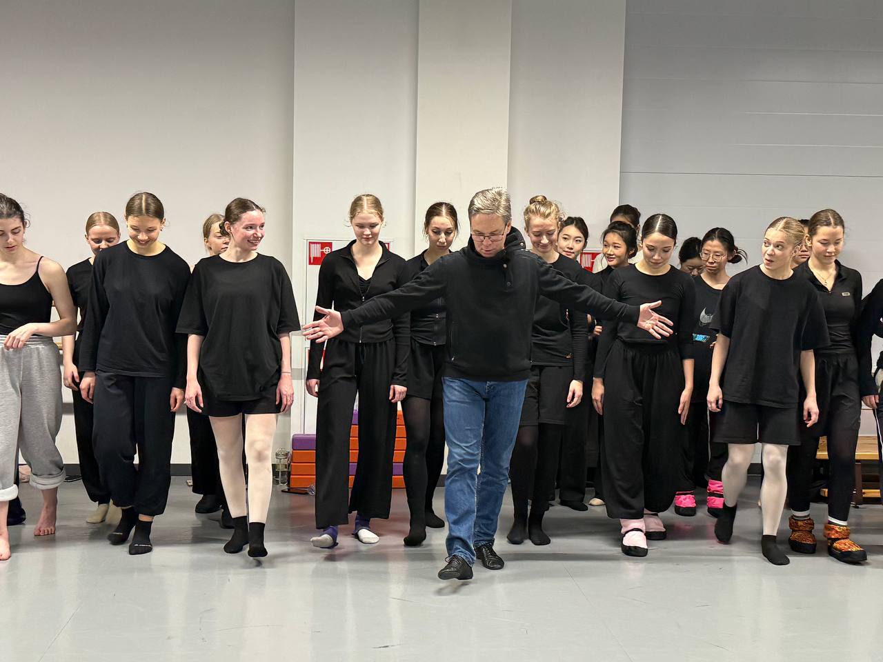 Кураторский час на тему: "Правила дорожного движения"