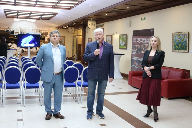 Открытие выставки художественно-творческих работ Юрия Анатольевича Васильева 