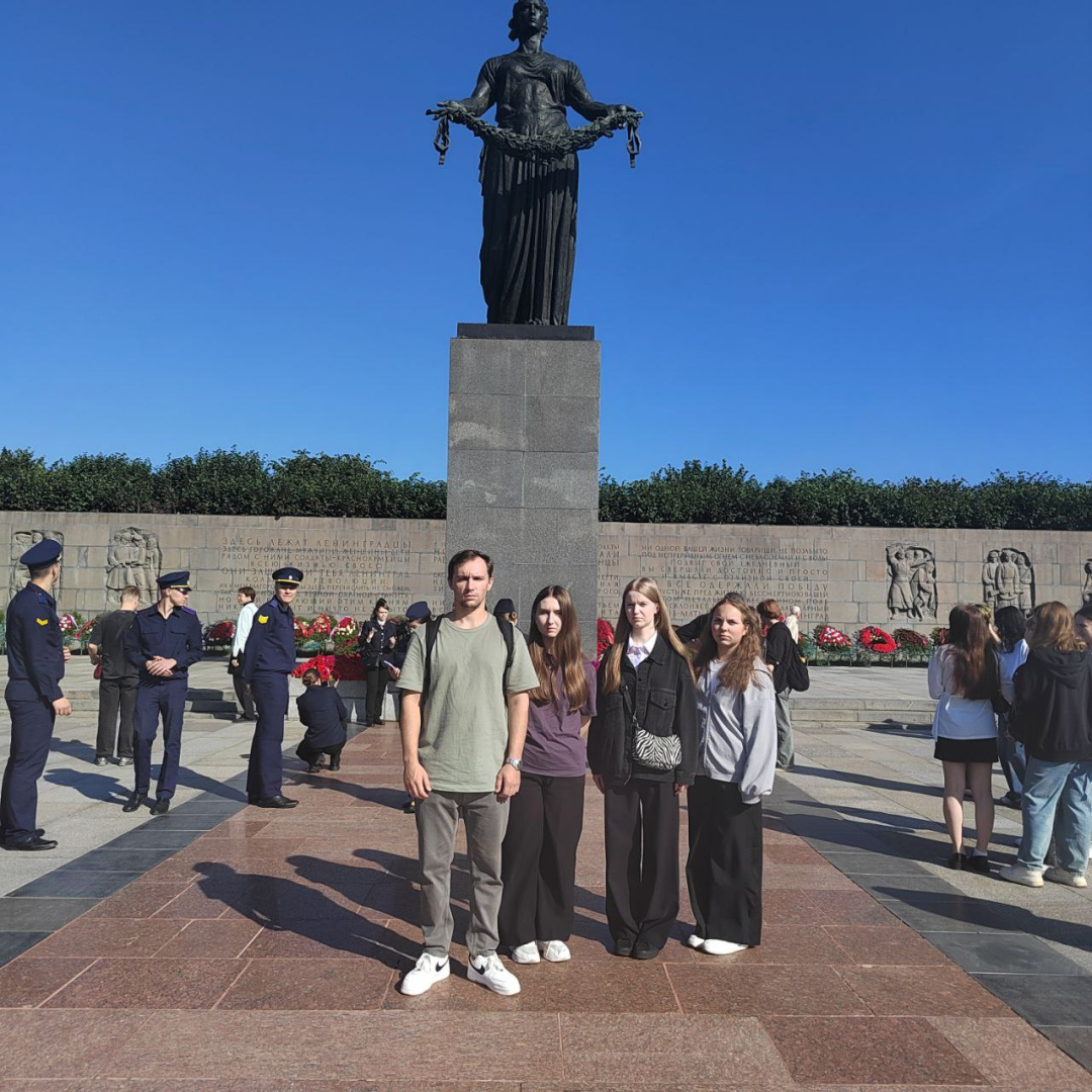 Герценовцы почтили память защитников Ленинграда в рамках акции «Остановка: Подвиг»