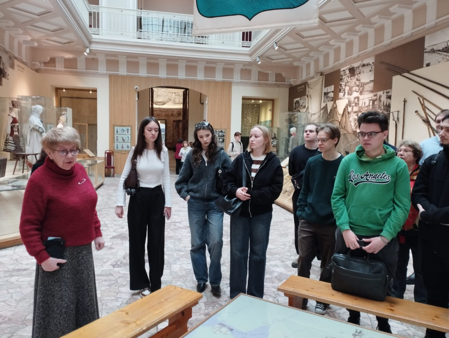 Единство народов России глазами студентов: состоялась экскурсия в Российский этнографический музей