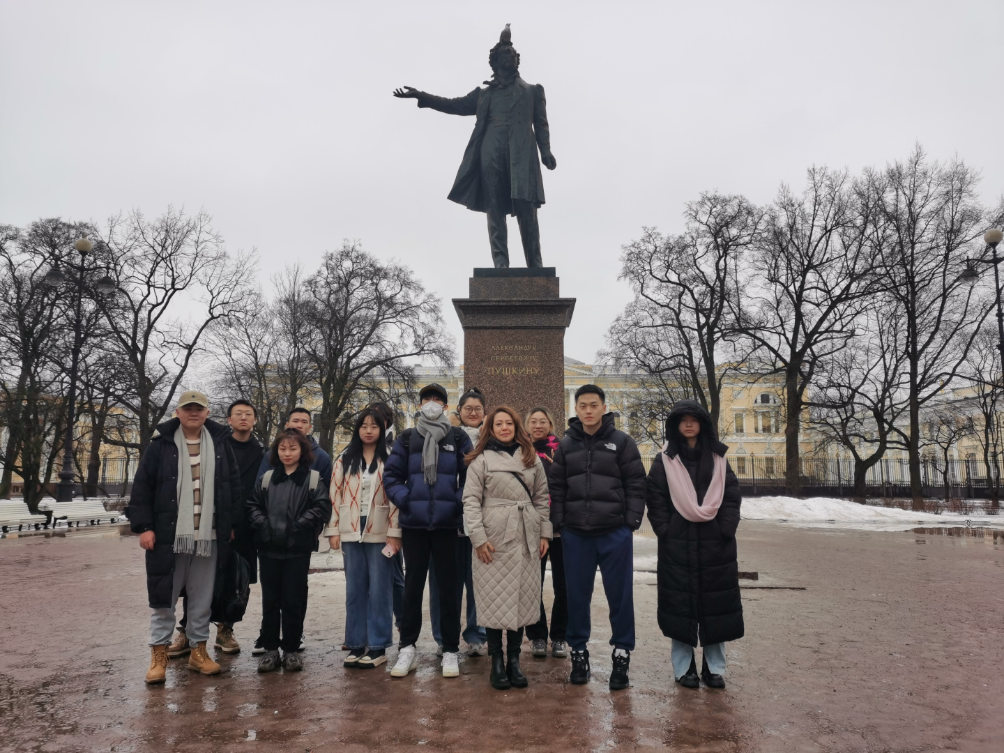 площадь Искусств.jpg