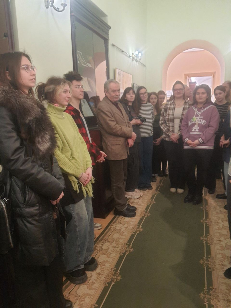 Открытие выставки студенческого объединения «Книжный график»