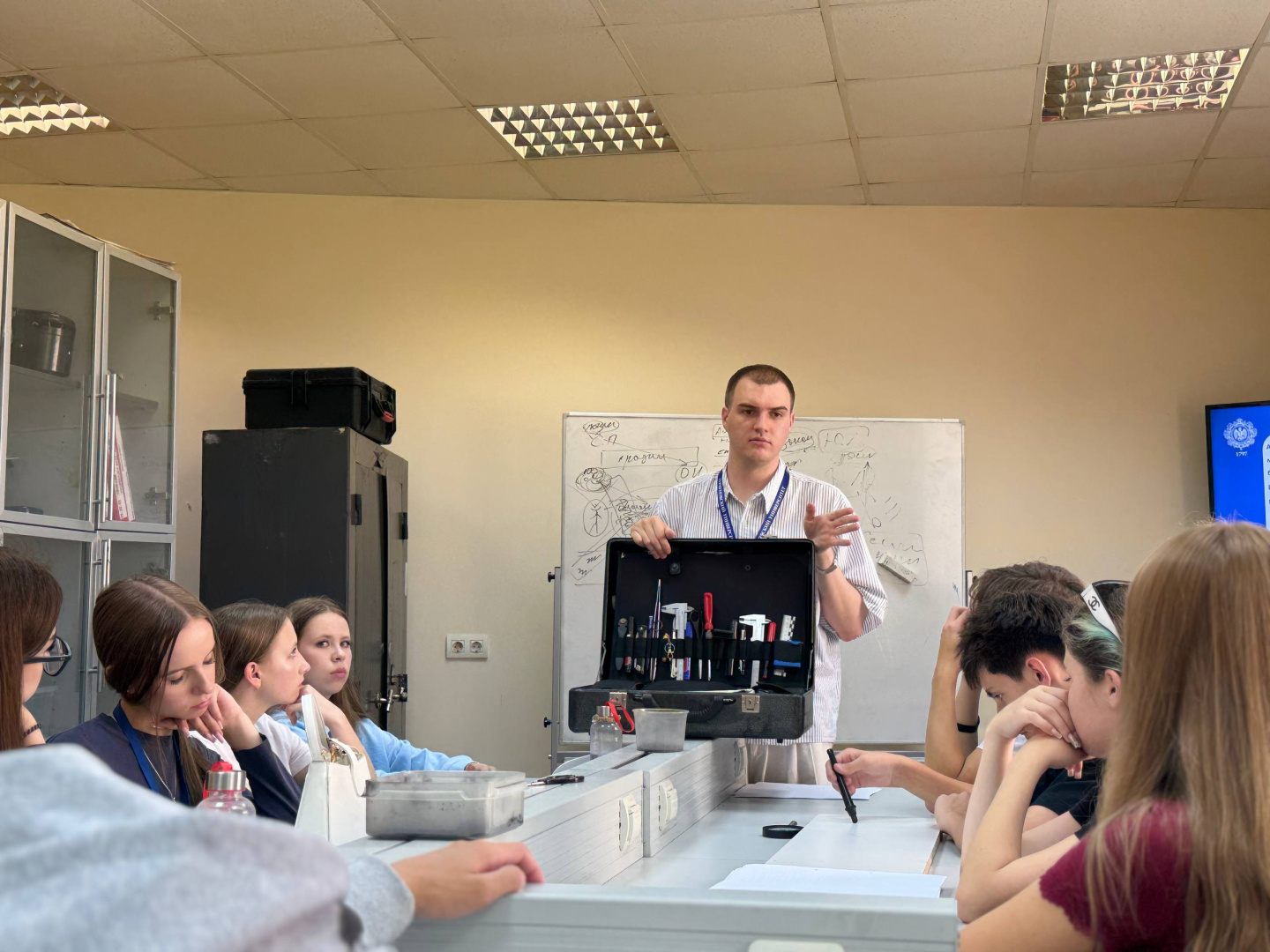 Визит школьников из Луганской Народной Республики на юридический факультет