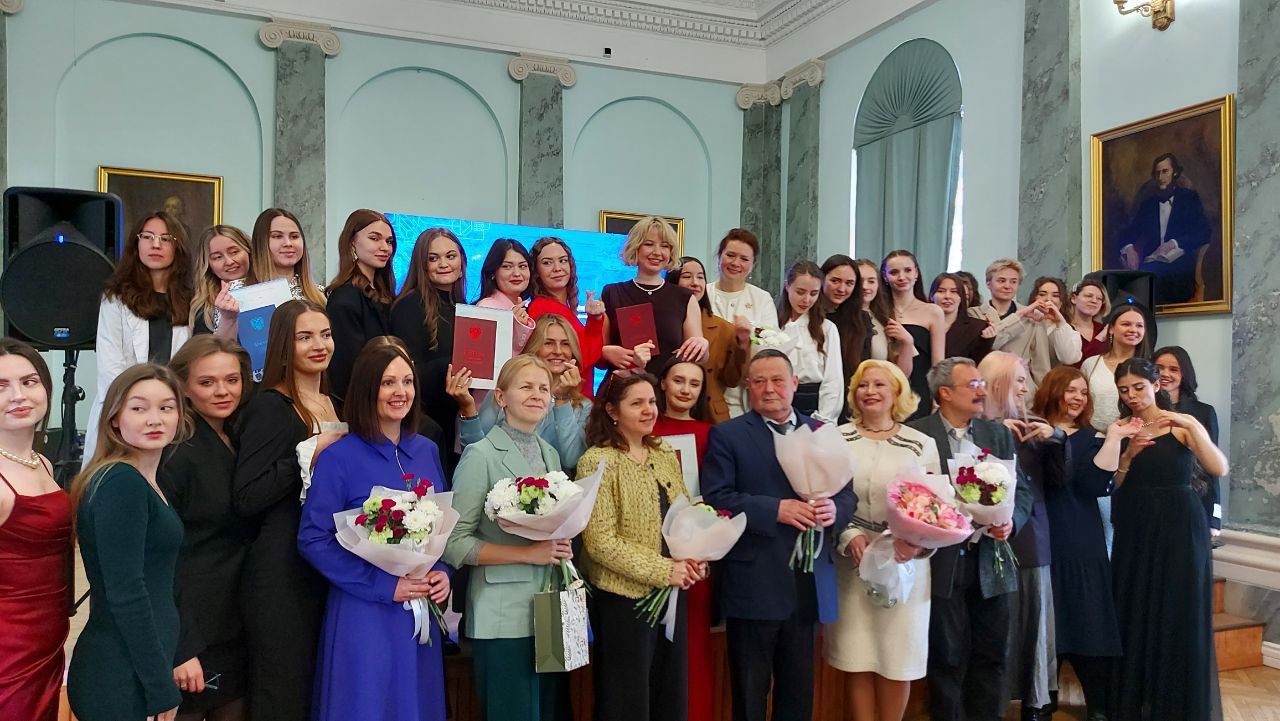 27 января на кафедре клинической психологии состоялось торжественное вручение дипломов нашим выпускникам