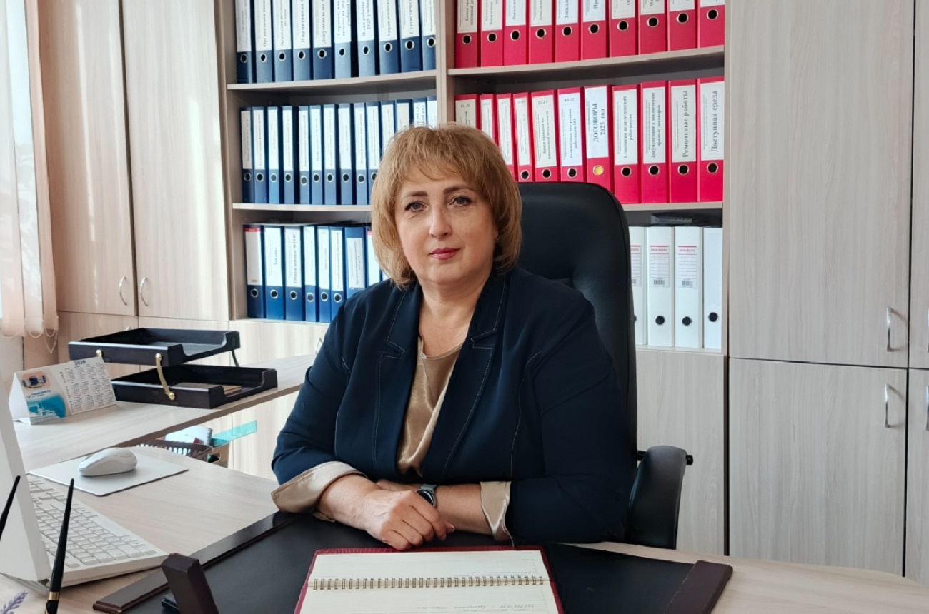 «Зову в свою профессию»: Марина Долгова — возвращение в родную школу через годы и страны