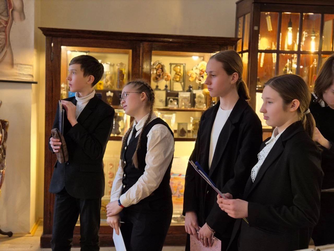 18 апреля 2025 года на факультете биологии завершила свою работу научно-методическая школа «Сегодня школьник – завтра учитель»