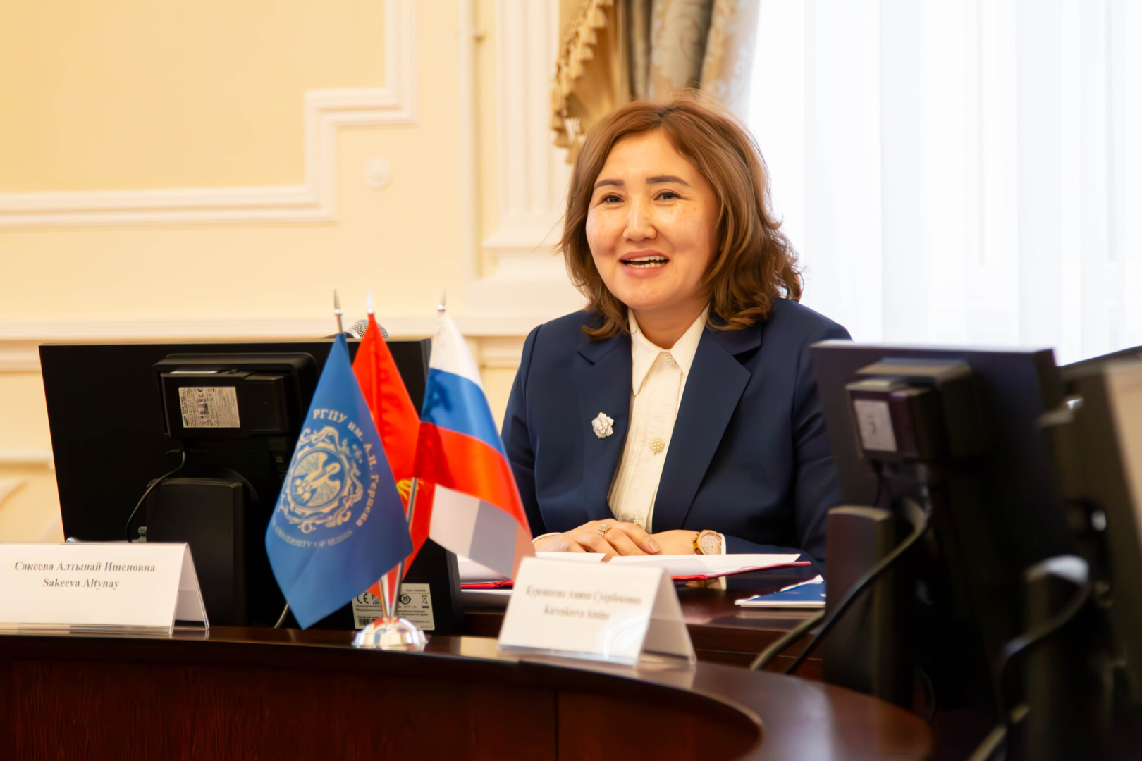 Генконсул Кыргызстана в Санкт-Петербурге пригласила герценовских студентов к участию в мероприятиях диппредставительства