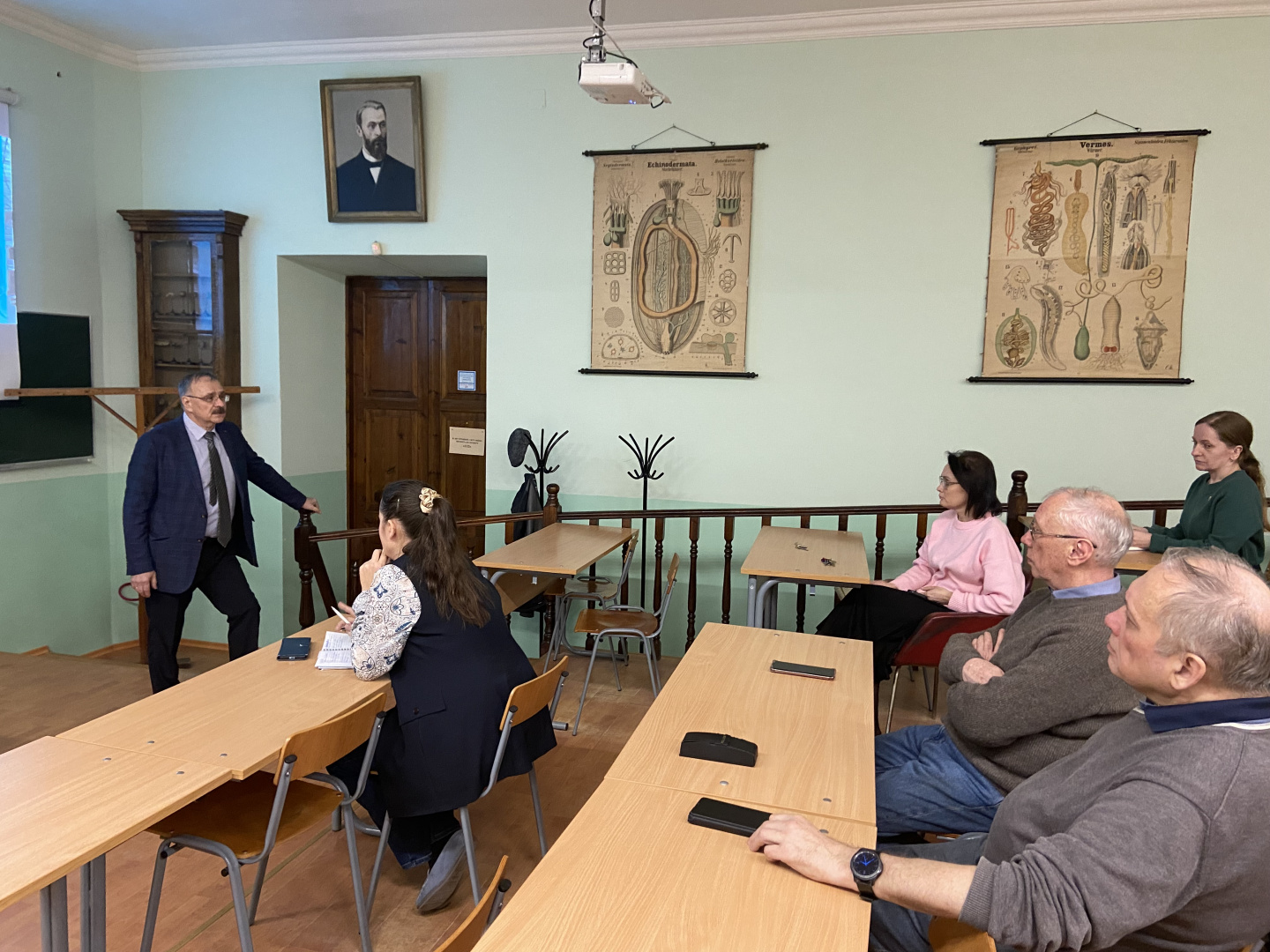 14 февраля 2025 года на факультете биологии состоялась встреча с Игорем Александровичем Жигаревым, заведующим кафедрой зоологии и экологии МПГУ