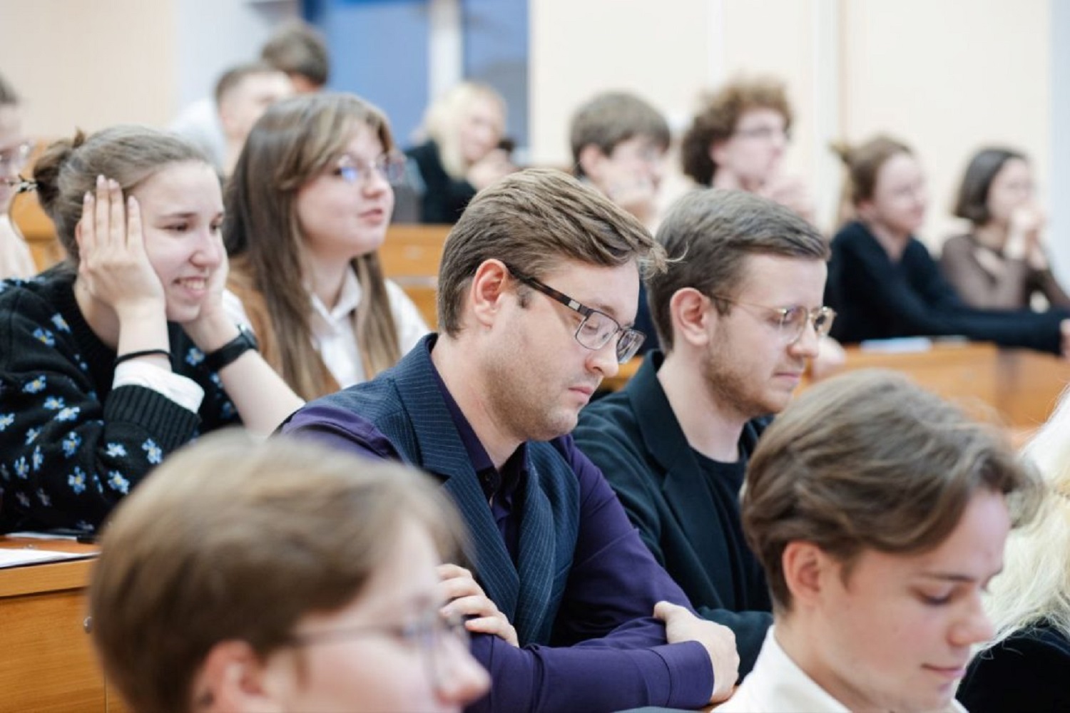 Магистранты РГПУ им. А. И. Герцена презентовали свои научные исследования на английском языке