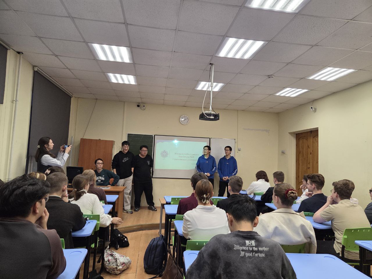 В гостях у школы 371