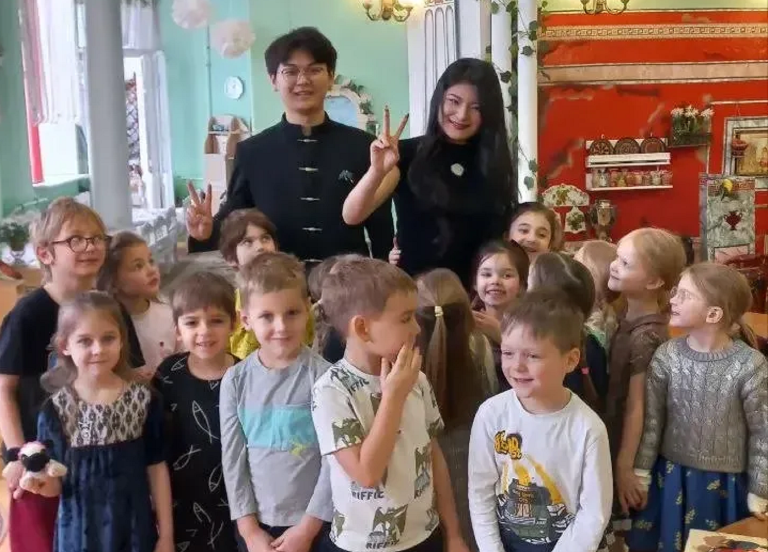 Иностранные студенты дали концерт в эрмитажном детском саду № 110