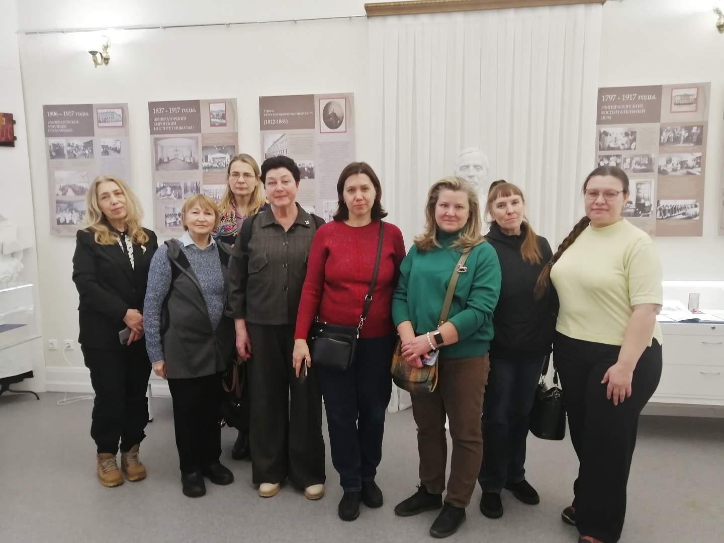 5.03.26. выставка в 6 корпусе жители.jpg