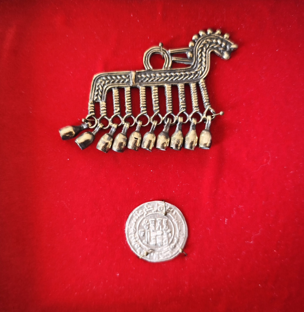 реплика коньковой подвески. Владимирская обл.jpg