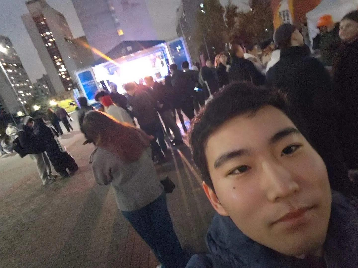 02.jpg