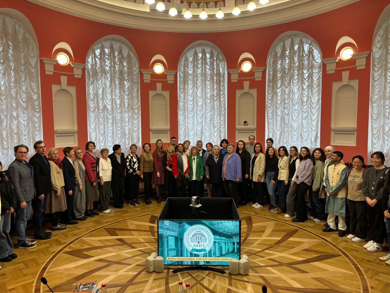 Преподаватели кафедры русского языка приняли участие в работе Международной научно-практической конференции «Актуальные проблемы современной русистики: переходность и синкретизм»