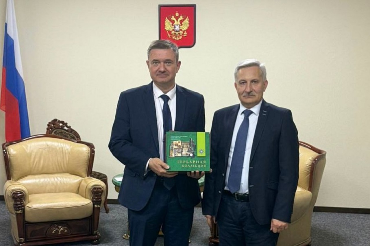 Тарасов и Ивахин.jpg