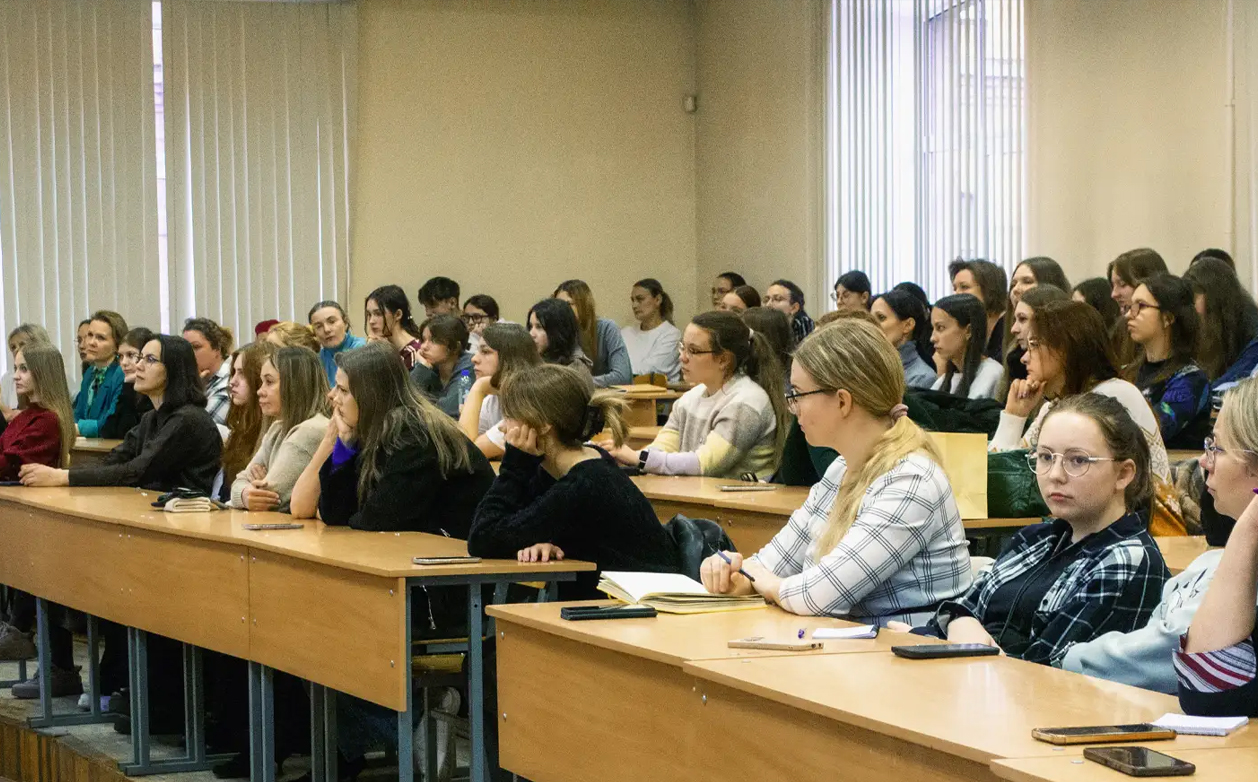 В институте дефектологического образования и реабилитации прошёл День открытых дверей