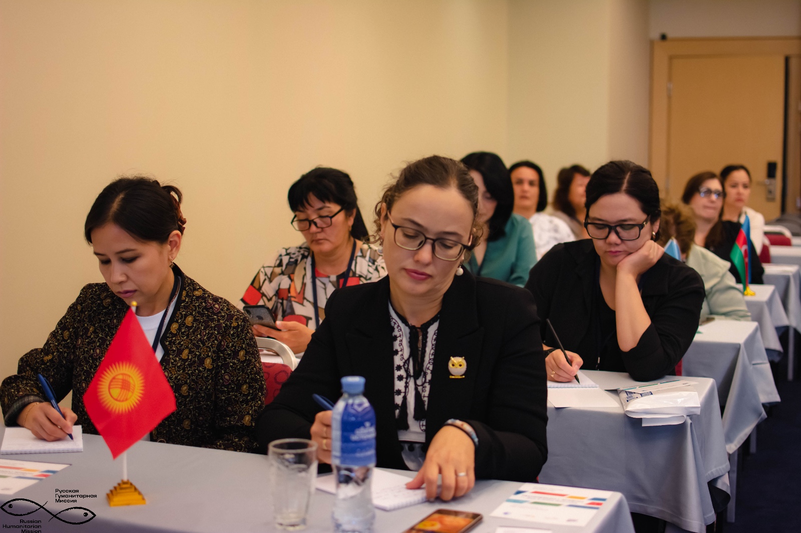 856b683d-8284-4b15-aa29-e0edbcb2bdcd.jpg