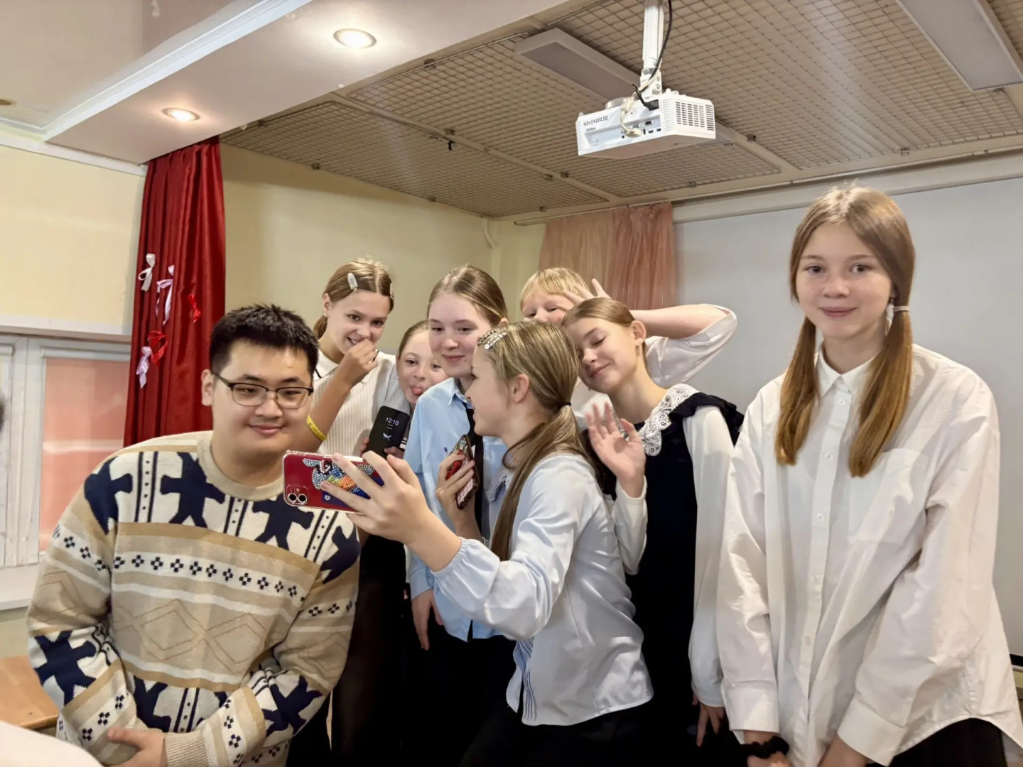 35c33272-d75a-48c5-bca5-60363f6a4be2.jpg